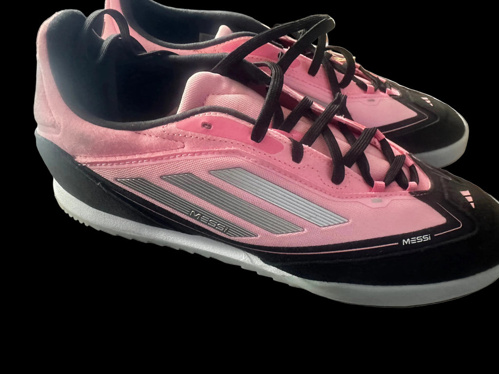 Men football shoes