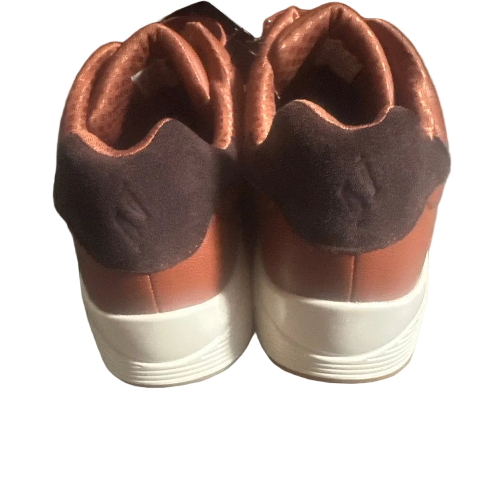 Skechers trainers